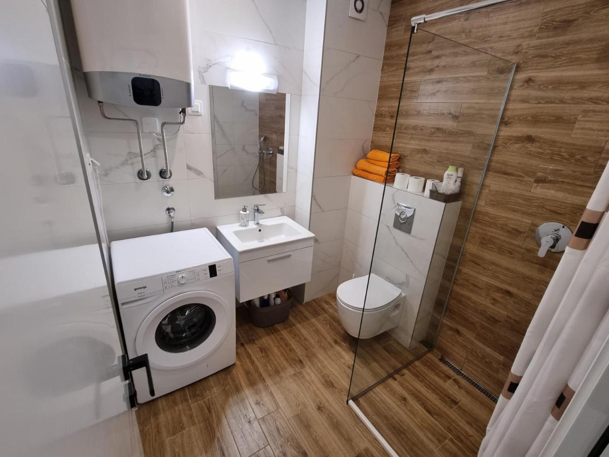 Stan Na Dan Podgorica Apartment Exterior photo